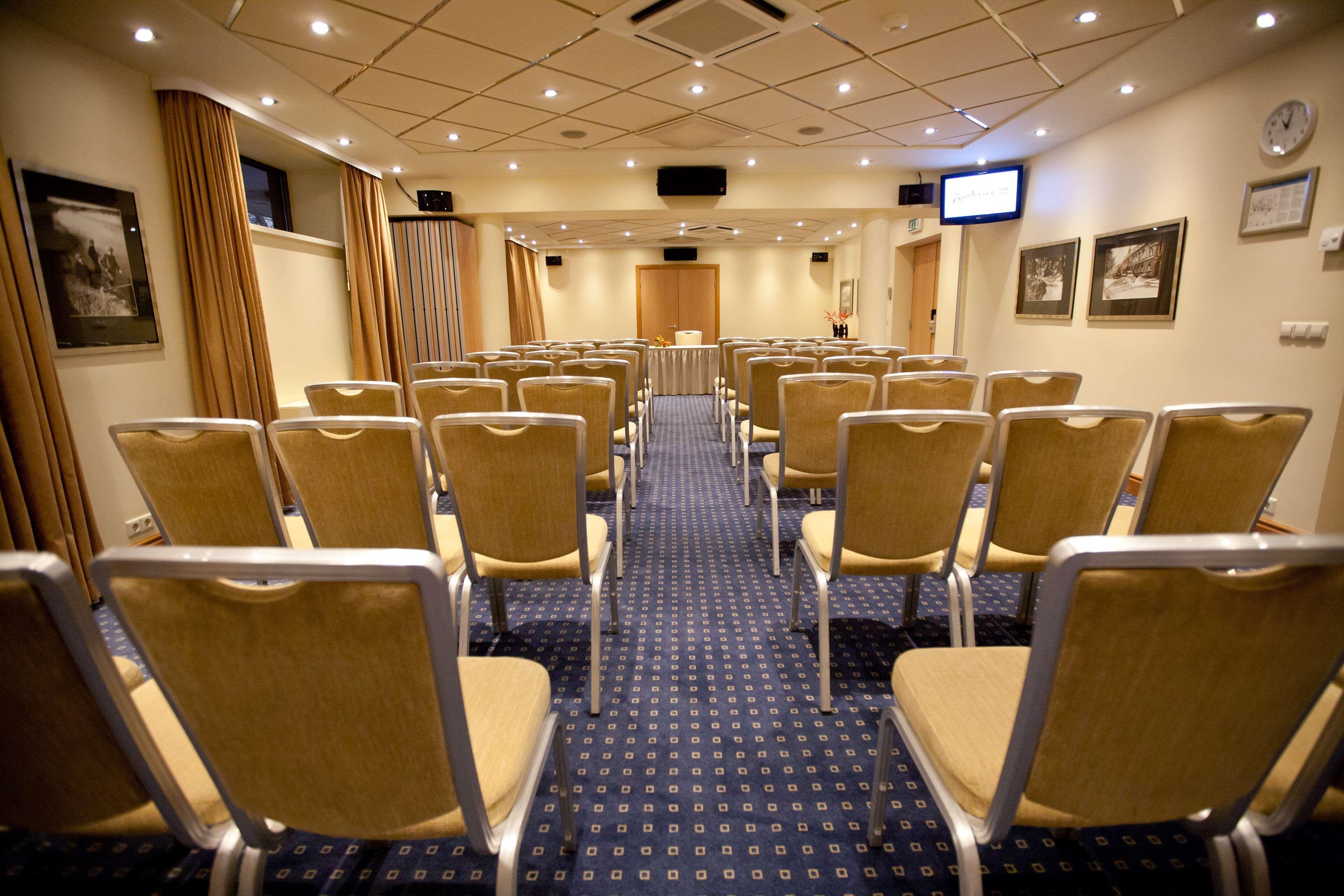 Radisson Blu Ridzene Hotel, Hotell